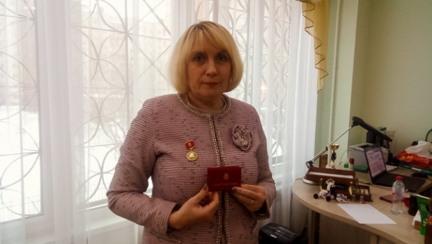Поздравляем директора школы Ольгу Радомировну Прокопенко с вручением ей юбилейной медали «Во славу Липецкой области»! 