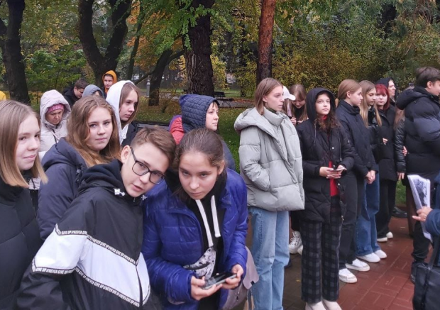 28 октября учащиеся 7д, 8б и 8д классов посетили город-герой Волгоград.