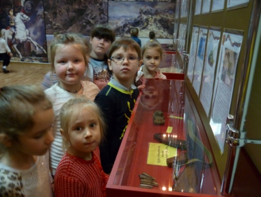 Экскурсия в школьный музей «Русич»